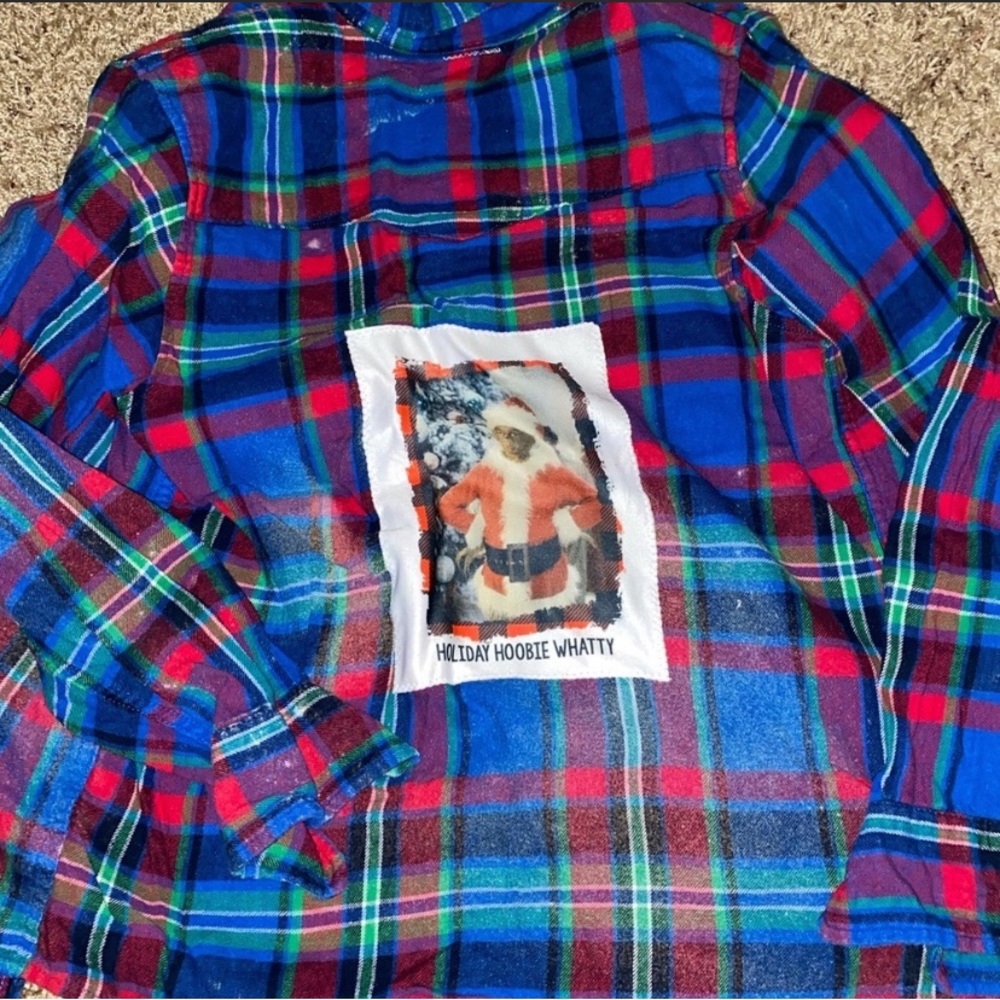 Christmas The grinch Womens bleached flannel from boutique